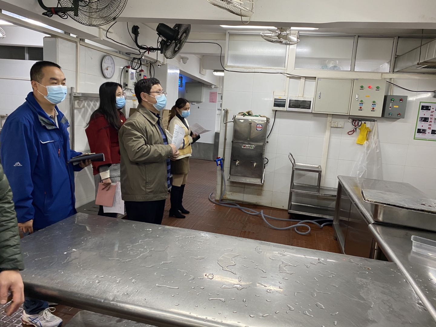 疫情防控做到位，监督查抄落实处 ----白云山光华公司发展疫情防控查抄工作